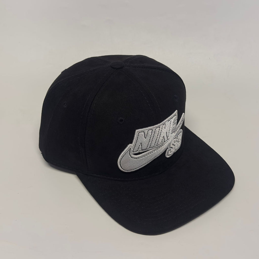 NIKE SB NEGRO
