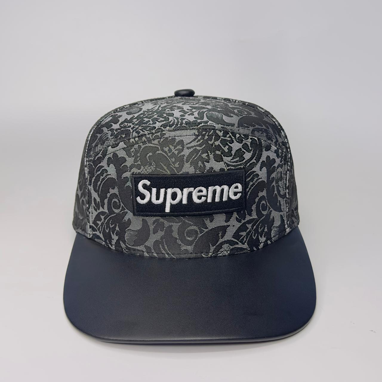 SUPREME GRIS