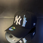 NY YANKEES ESTATUA DE LA LIBERTAD