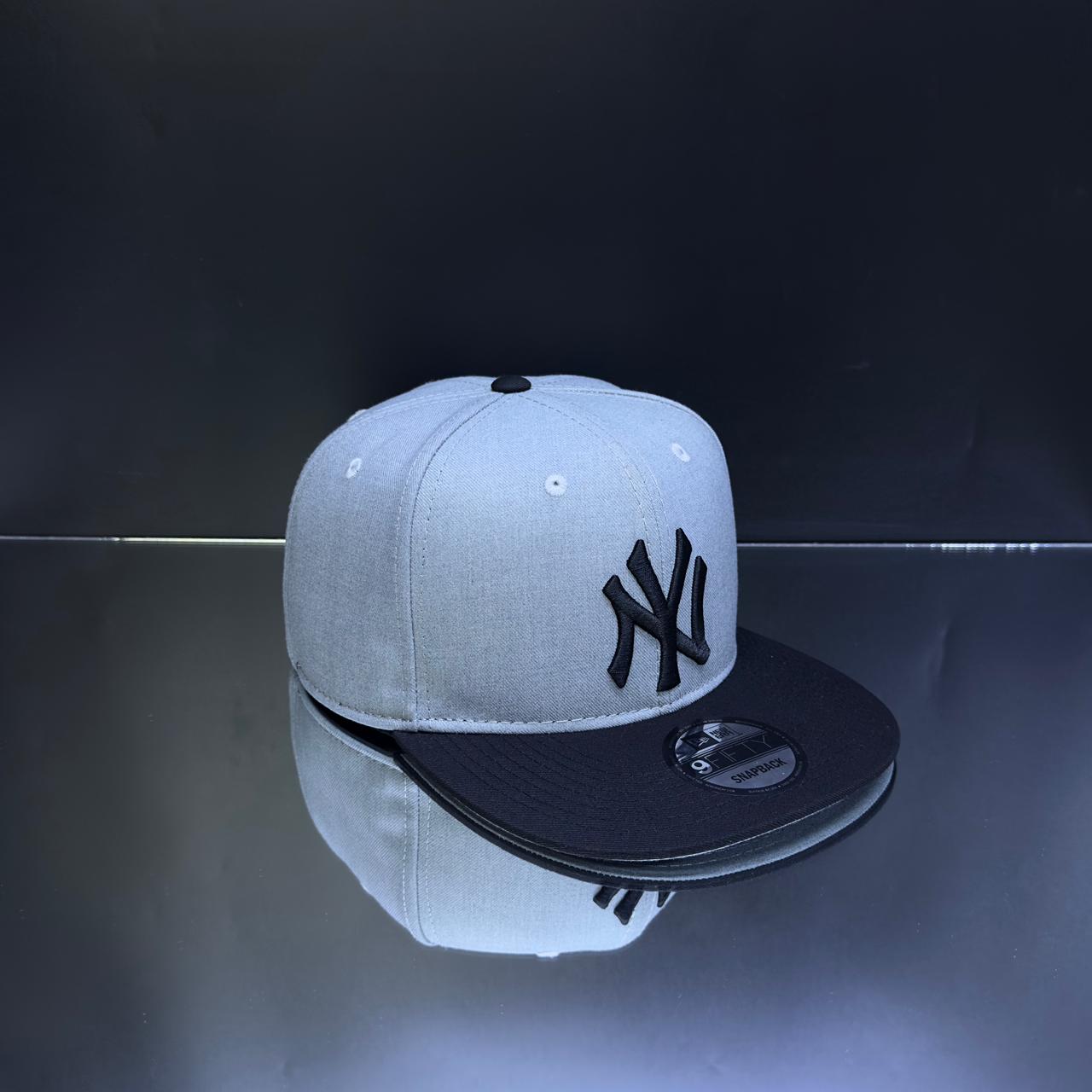 NY YANKEES PLOMO\NEGRO