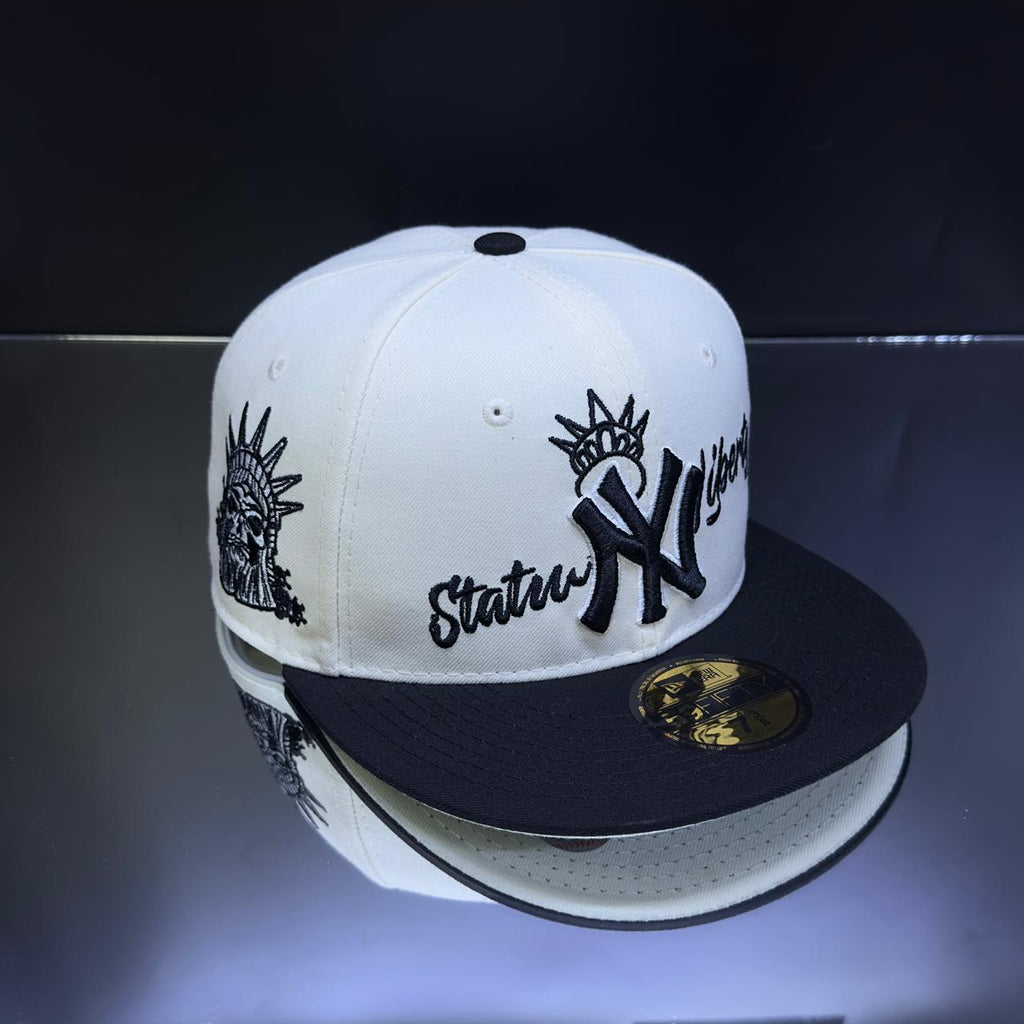 NY YANKEES STATU CREMA\NEGRO TALLA 7 3\8