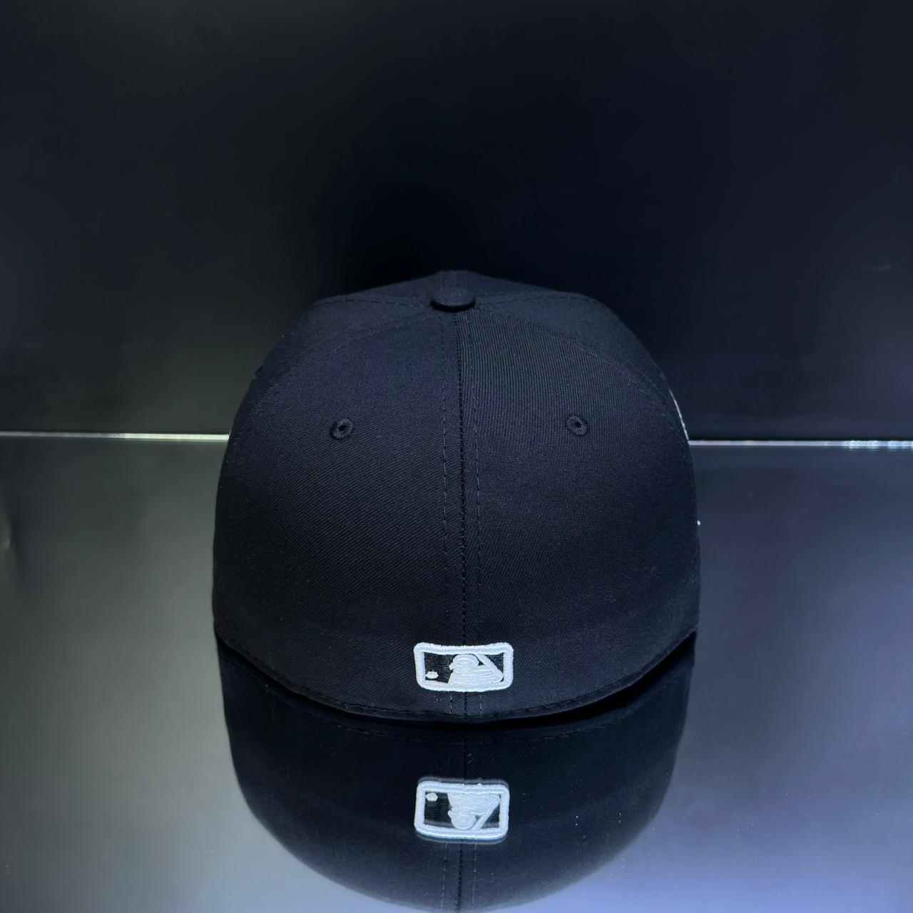 LOS ANGELES NEGRO\BLANCO TALLA 7 3\8