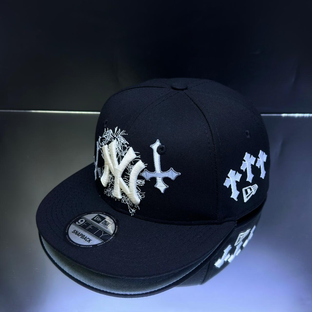 NY YANKEES CRUZ NEGRO\CREMA