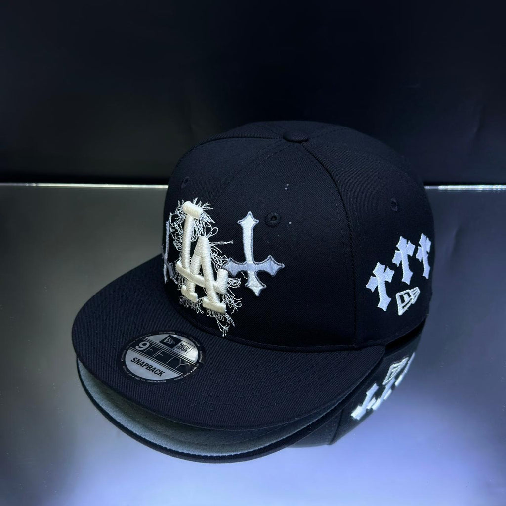 LOS ANGELES CRUZ NEGRO\CREMA
