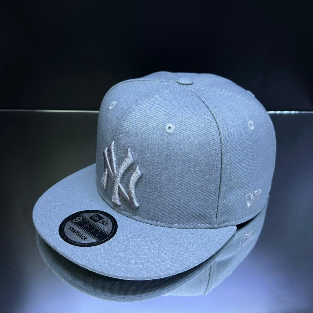 NY YANKEES PLOMO