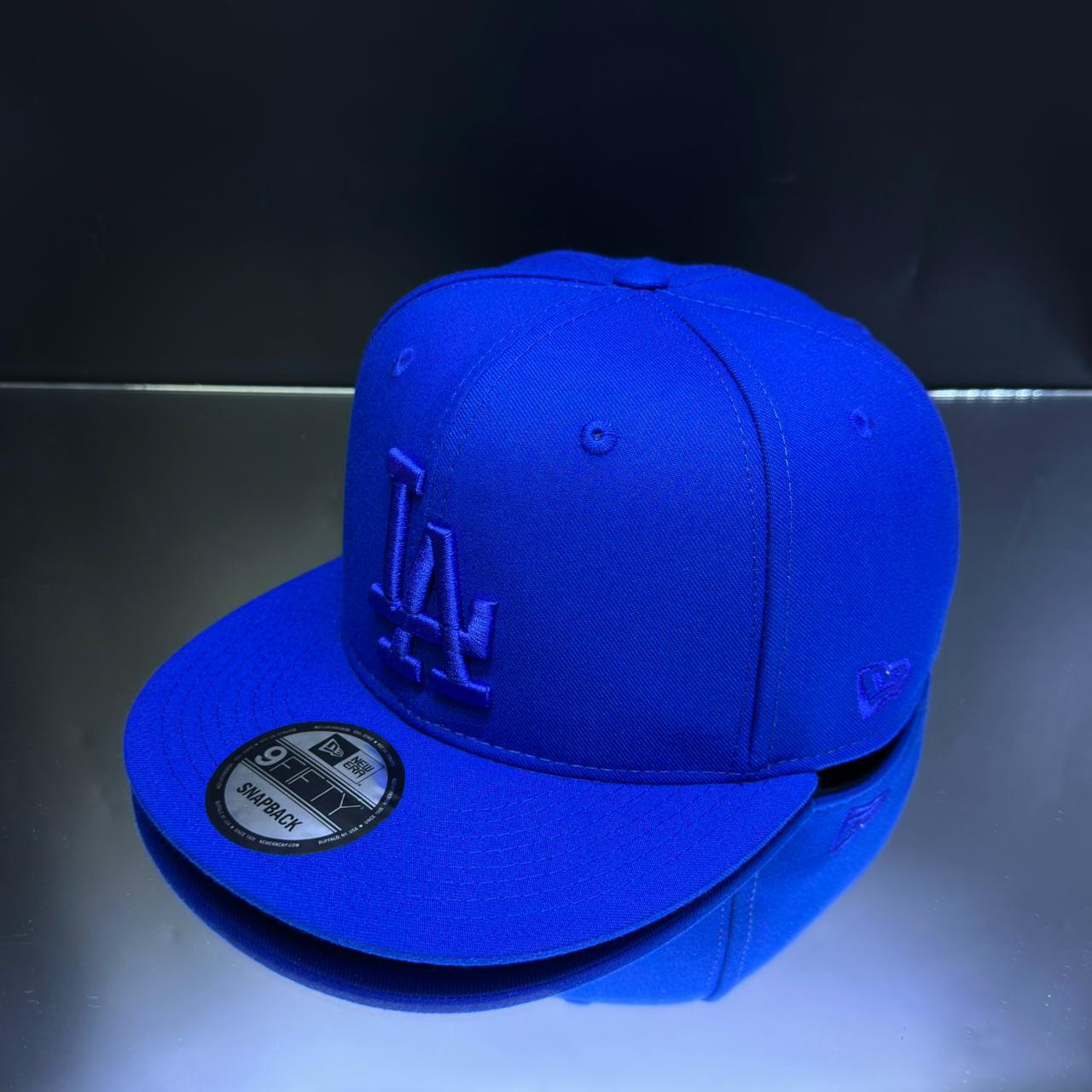 LOS ANGELES AZULINO