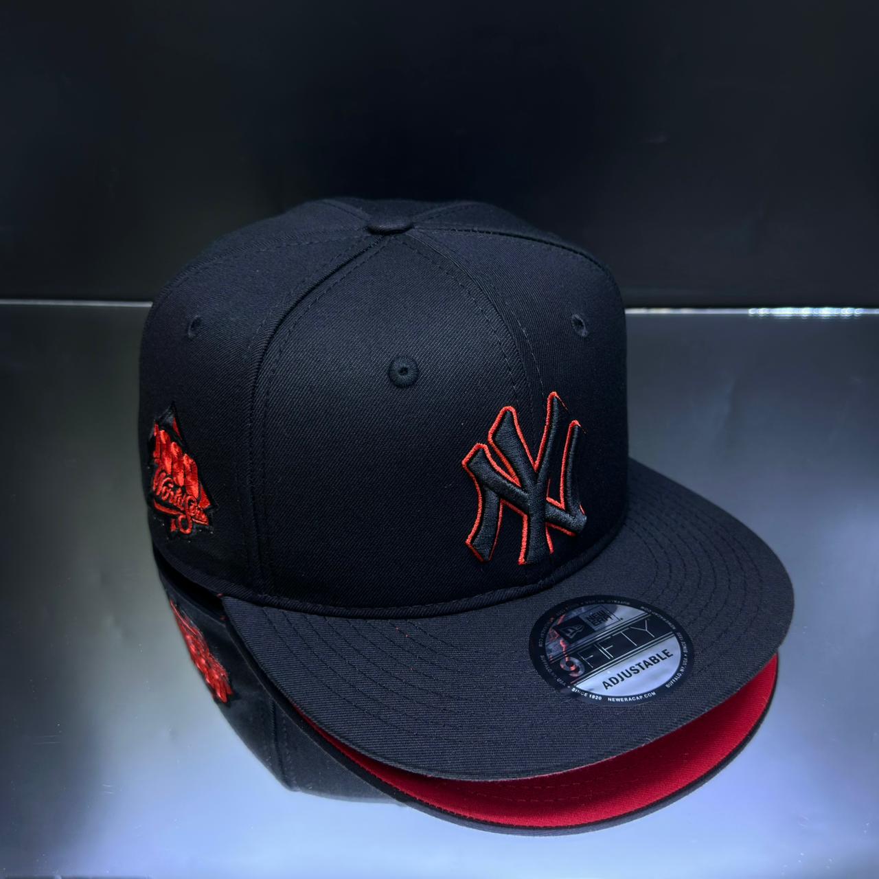 NY YANKEES NEGRO\BORDE ROJO
