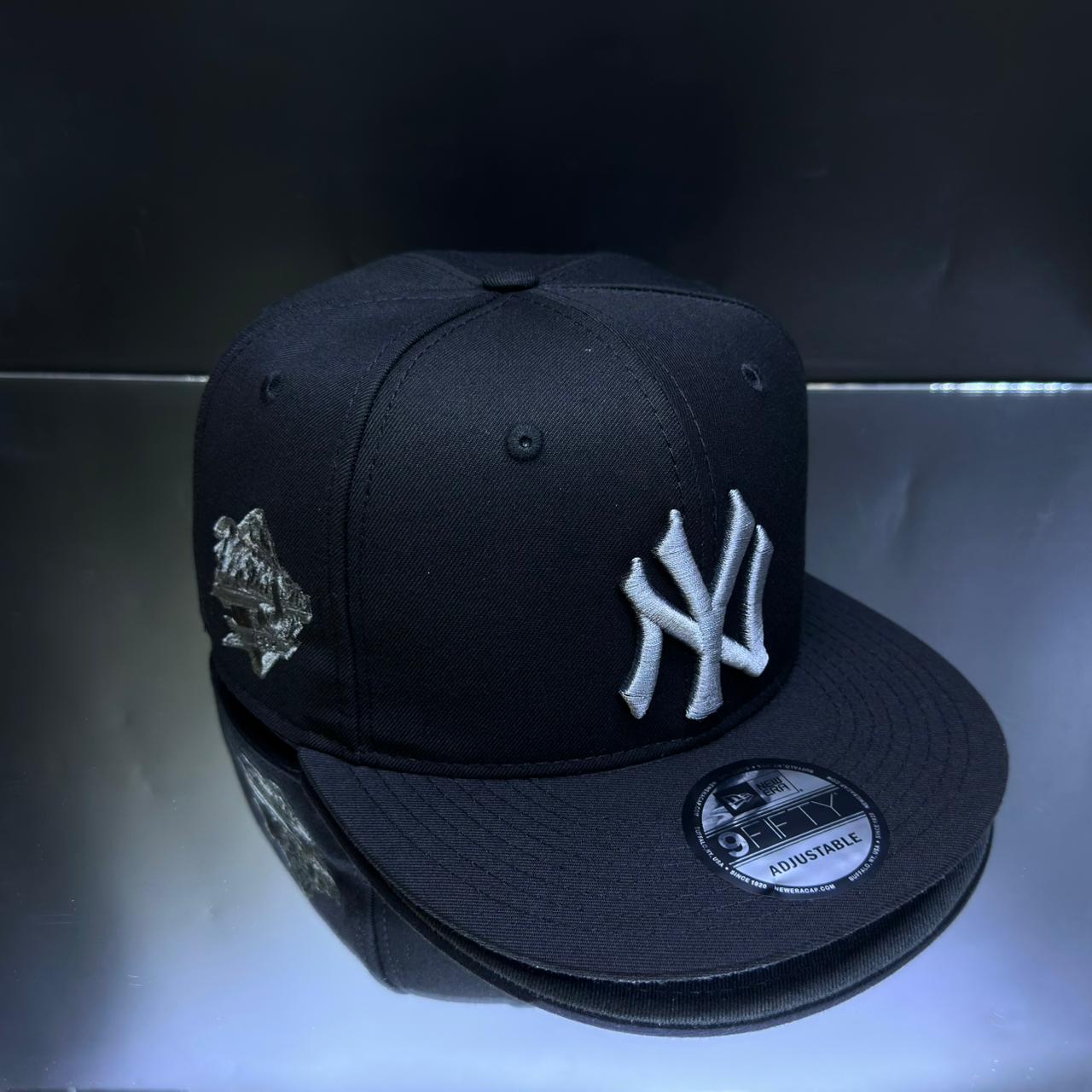 NY YANKEES NEGRO\PLOMO RATA