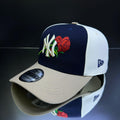 NY YANKEES FLOR ROJA CREMA\AZUL MARINO