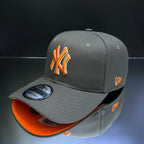 NY YANKEES MARRON CLARO\NARANJA\BLANCO