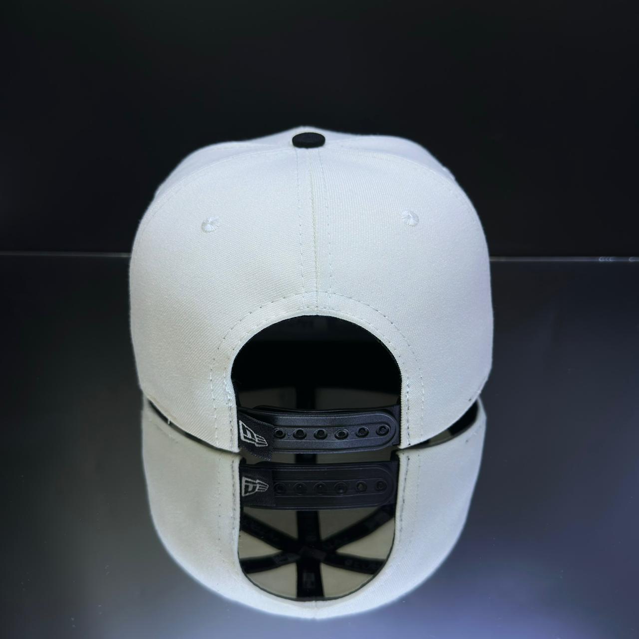 BOSTON CREMA\NEGRO