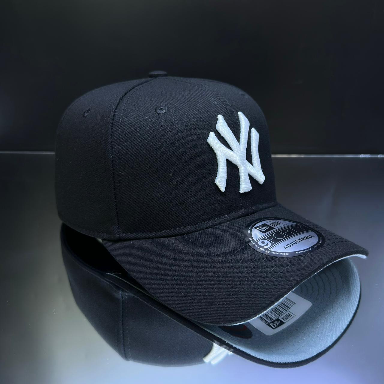 NY YANKEES\NEGRO\BLANCO