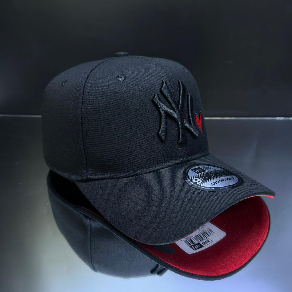 NY YANKEES CORAZON\NEGRO\ROJO