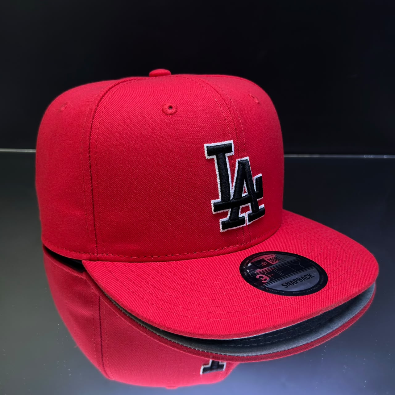 LOS ANGELES ROJO\BORDE BLANCO\NEGRO