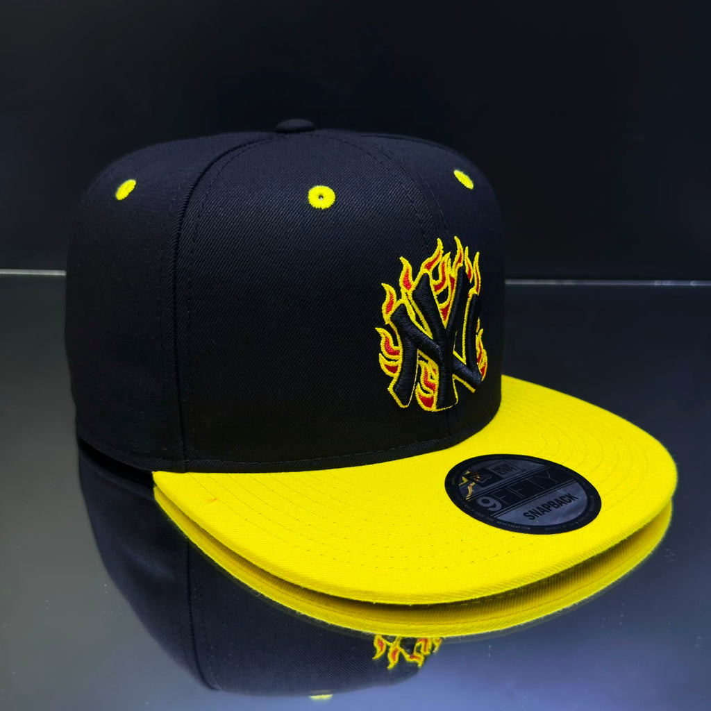 NY YANKEES NEGRO\AMARILLO CON LLAMAS