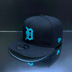 DETROIT / NEGRO CELESTE
