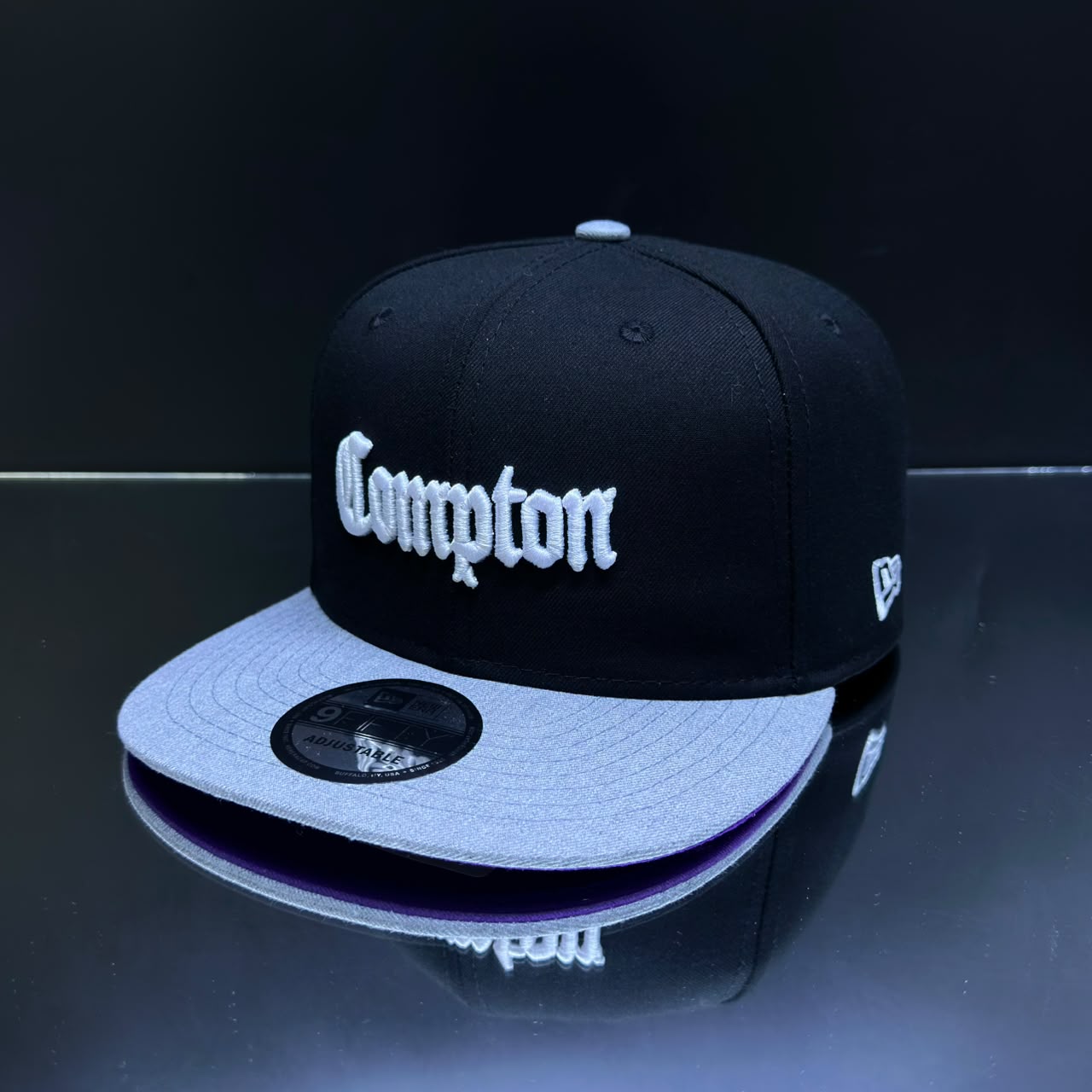 COMPTON / NEGRO Y PLOMO