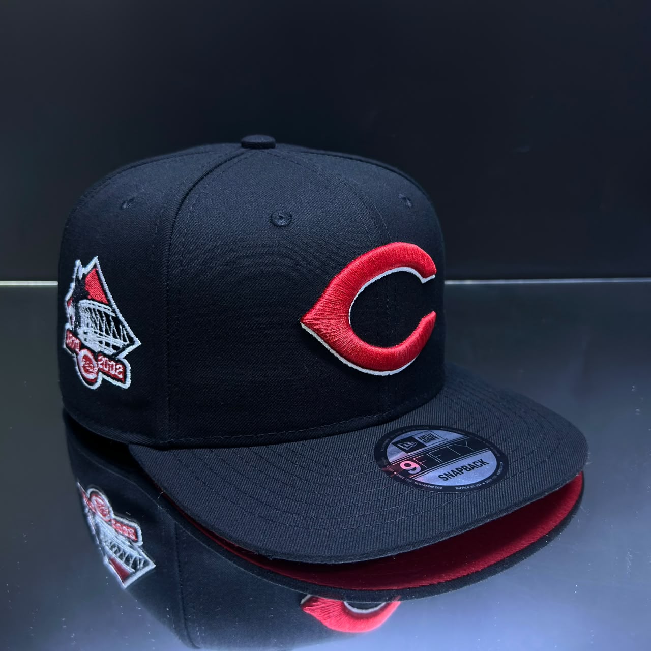 CINCINNATI REDS / NEGRO Y ROJO