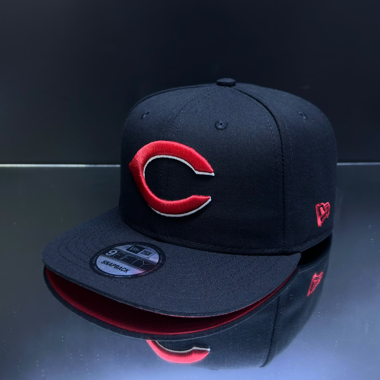 CINCINNATI REDS / NEGRO Y ROJO