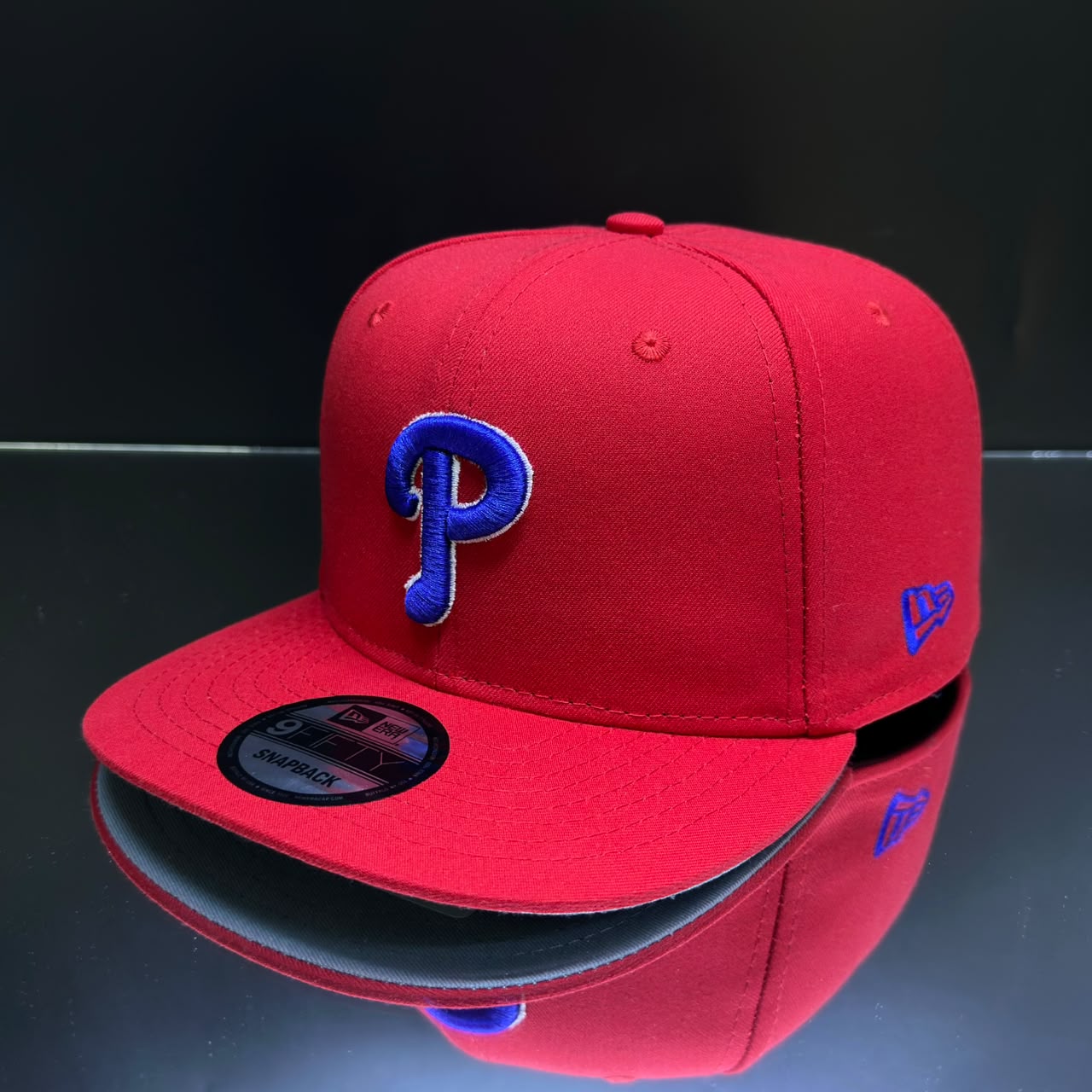PHILADELPHIA PILLIES / ROJO